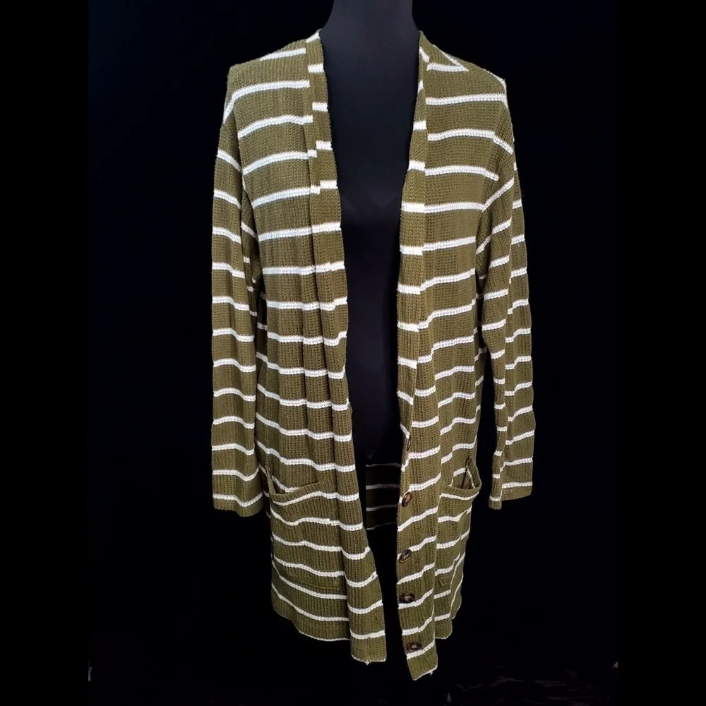 Socialite Striped Knit Button Front‎ Cardigan